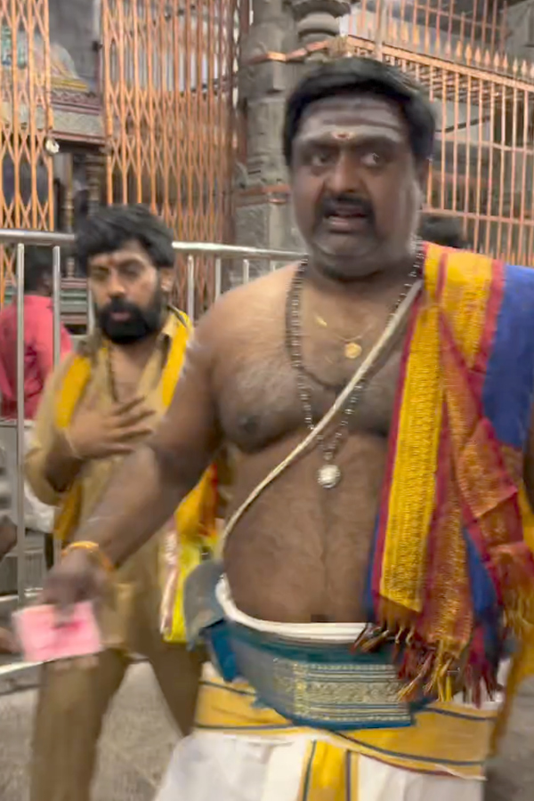 Choreographer Aata Sandeep master family visited Arunachalam Temple Photos10