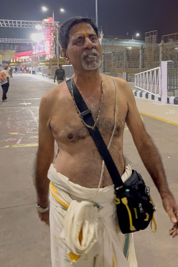Former India Cricketer K Srikkanth Offers Prayers At Tirumala Temple In Tirupati Photos5