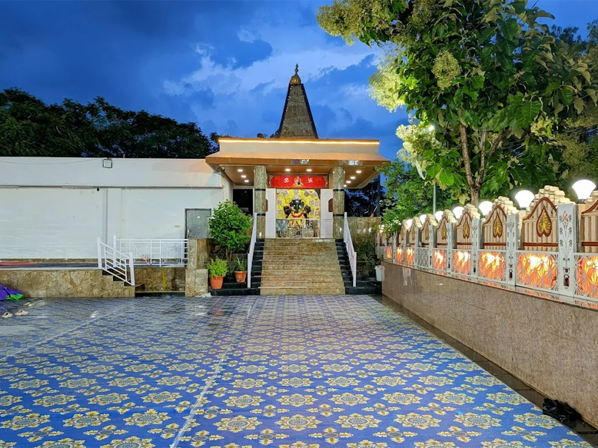 Sri Pahadi Hanuman Mandir Secunderabad, Telangana10