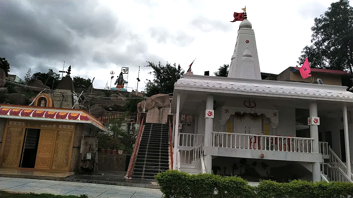 Sri Pahadi Hanuman Mandir Secunderabad, Telangana22