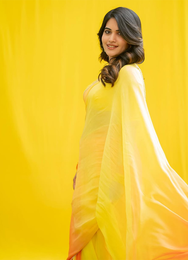 Tollywood Actress Sravanthi Chokkarapu HD Photos5