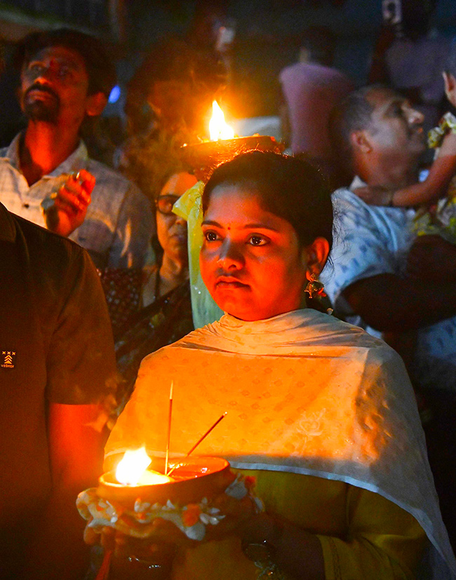 Vuyyuru Veeramma Thalli Tirunala 202613