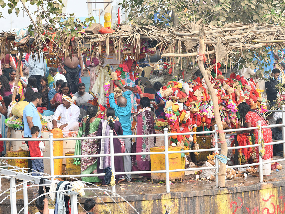 medaram sammakka sarakka jatara 2026 HD Photos3