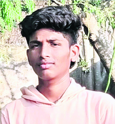 హాస్టల్‌ నుంచి వెళ్లి విగతజీవిగా..1