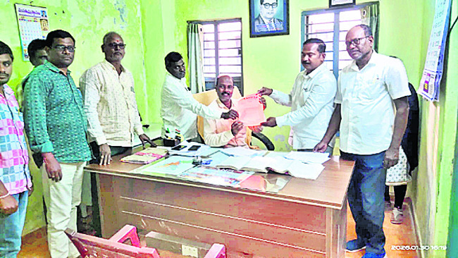 వైఎస్సార్‌సీపీ రాష్ట్ర విభాగాల్లో ముగ్గురికి చోటు 3