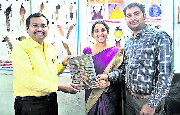 సారపాక వాసికి డాక్టరేట్‌ 1