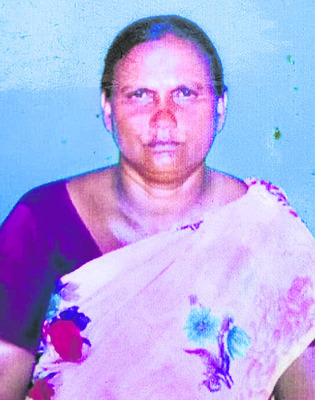 రైలు కిందపడి పెయింటర్‌ ఆత్మహత్య  1