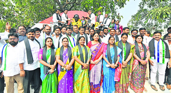 బ్లాక్‌ డే1