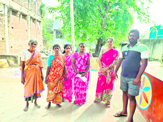  బసవయ్యపాళెంలోనే 80 గోవులు మాయం2