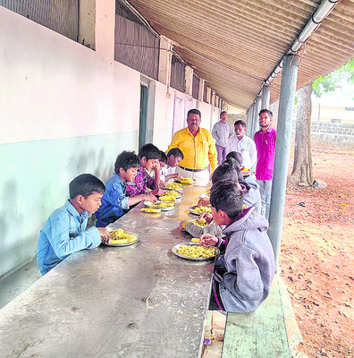 ‘రక్షణాధికారిపై చర్యలు తీసుకోవాలి’1