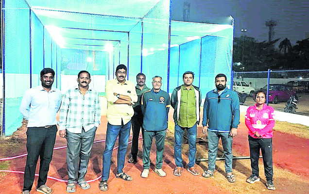 మరింత ముందుకు మహిళా క్రికెట్‌ 1