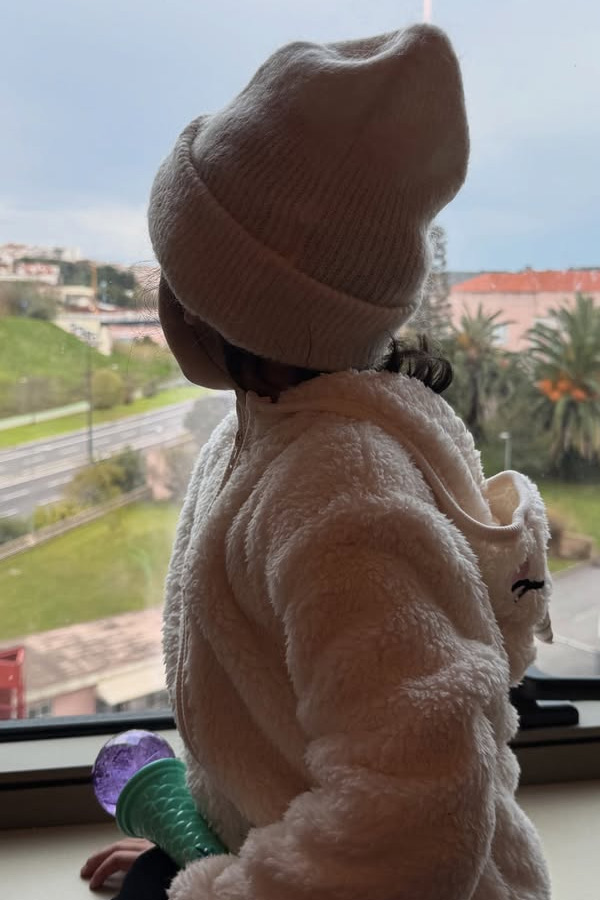 Actress Pranitha Subhash takes A Trip To Portugal with Her Daughter Photos8