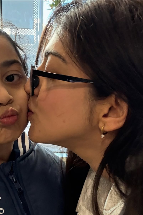 Actress Pranitha Subhash takes A Trip To Portugal with Her Daughter Photos9