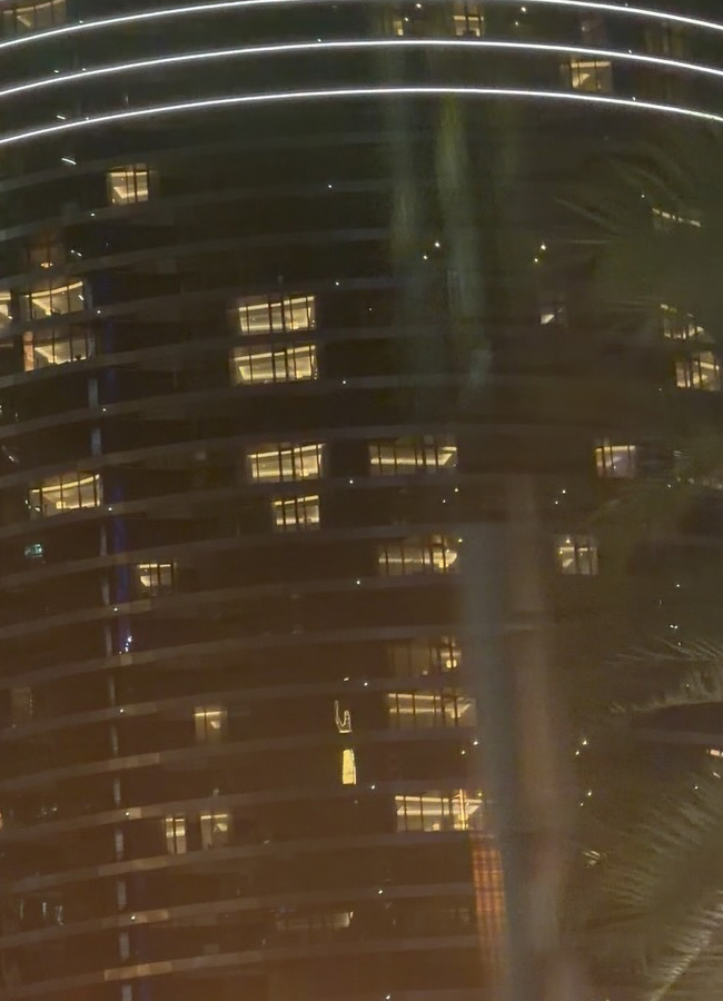 Rahul Sipligunj with his wife on a trip to Dubai (Photos)16