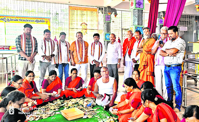 అందుబాటులో  సరిపడా యూరియా
1