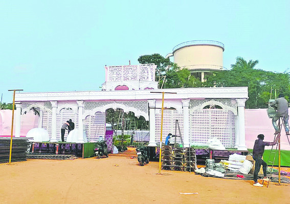 మురిసేలా.. మైమరపించేలా.. 1