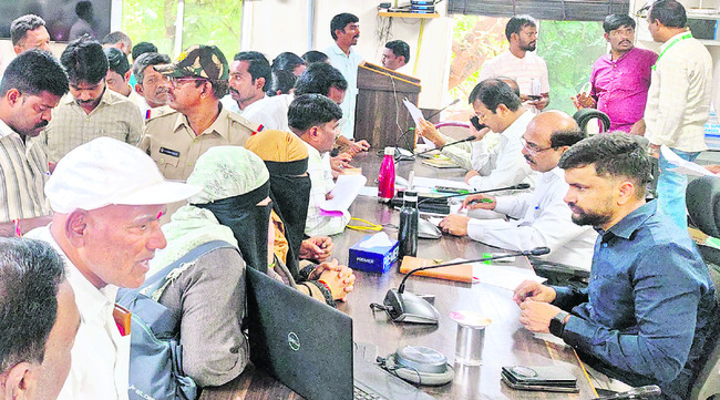 నేడు కలెక్టరేట్‌లో  ‘పరిష్కార వేదిక’ 3