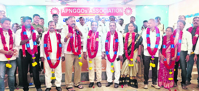 నేడు కలెక్టరేట్‌లో  ‘పరిష్కార వేదిక’ 2