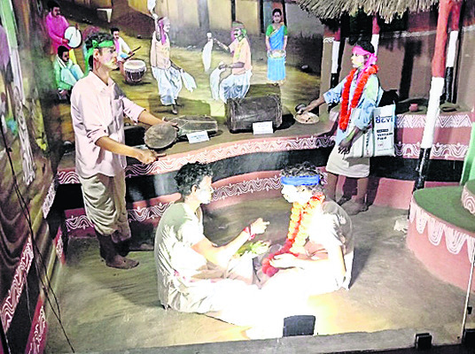 పర్యాటకంపై పిడుగు1