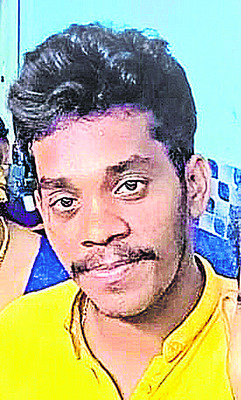 మహిళ గొంతు కోసి..1