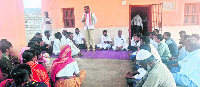 ఉపాధి హామీ పథకాన్ని రద్దు చేసేందుకు కుట్ర 1