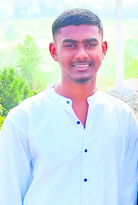 లారీ ఢీకొని ఇద్దరు యువకులు మృతి2