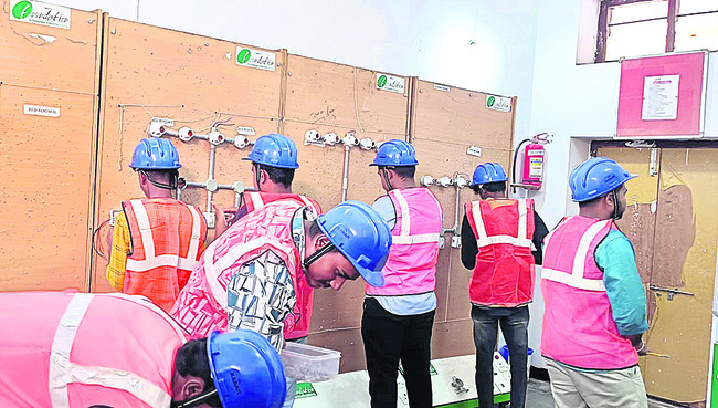 భవితకు బంగారు బాట1