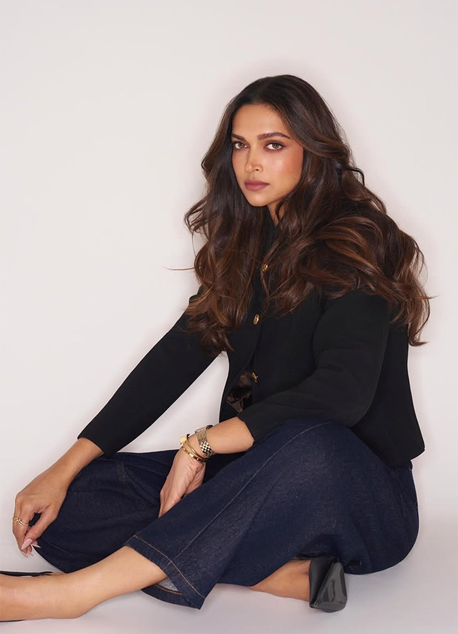 Bollywood Actress Deepika Padukone Birthday Special Photos13