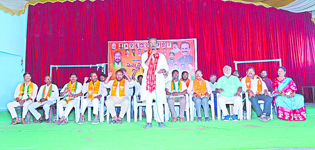 గ్రీన్‌ఫీల్డ్‌ బాధితులకు న్యాయం చేస్తాం 1