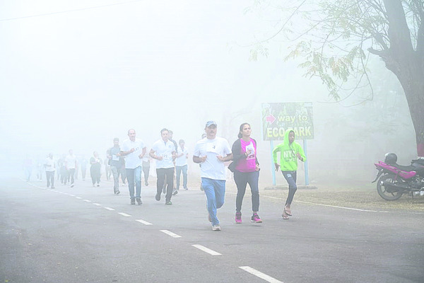 ఉద్యోగుల ఫిట్‌నెస్‌ రన్‌ 1