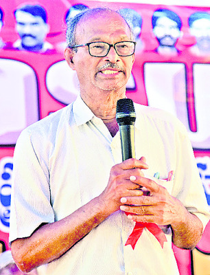 విద్యాకాషాయీకరణకు వ్యతిరేకంగా పోరాడాలి2