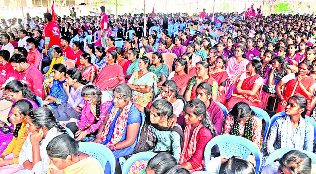 విద్యాకాషాయీకరణకు వ్యతిరేకంగా పోరాడాలి1