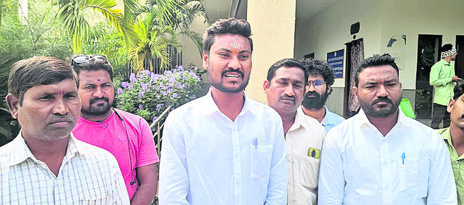 ప్రజావాణికి సమస్యల వెల్లువ1