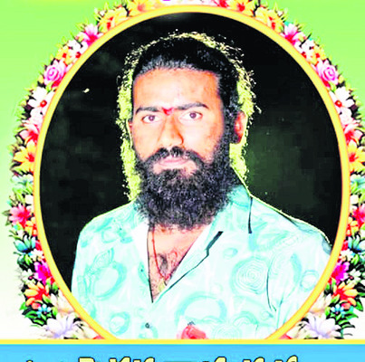 జీపు బోల్తా పడి వ్యక్తి మృతి1