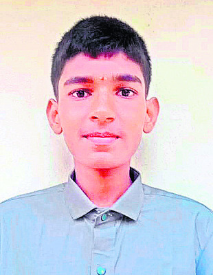 డీసీసీ కార్యాలయానికి భూమి కేటాయించండి1