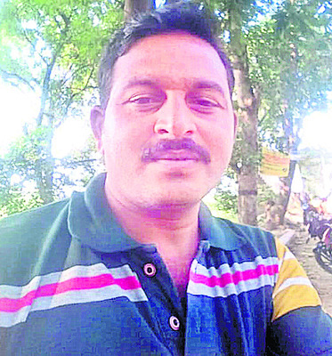 మంత్రి శ్రీహరిని కలిసిన పారా అథ్లెట్‌ జీవాంజి దీప్తి
2