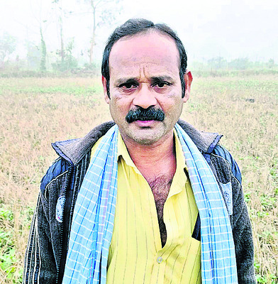 పంటకు పొగ పెడుతోంది 1