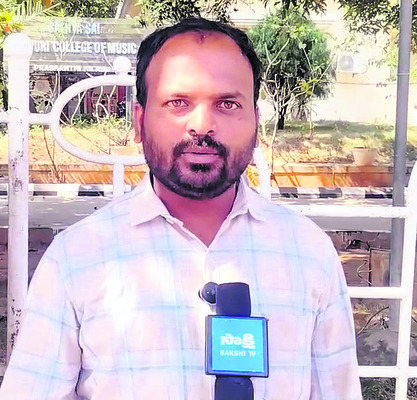 పురుగు మందు దెబ్బకు మోడువారిన చీనీ చెట్లు 1