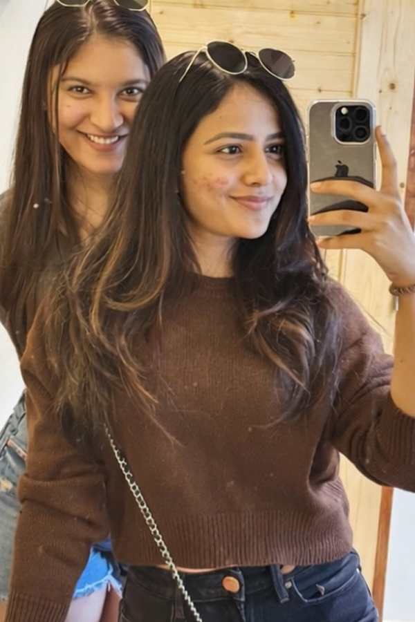 Actress Vaishnavi Chaitanya Cute Photos5