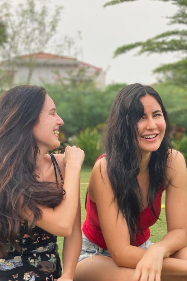 Katrina Kaif Sister Isabelle Kaif BIrthday Celebrations Photos17