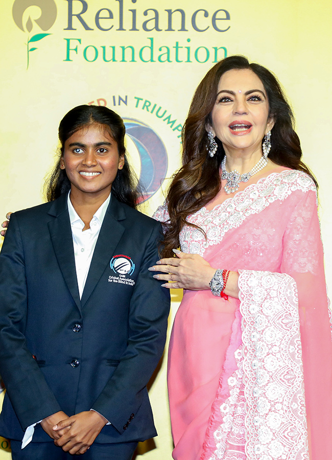 Reliance Foundation to honour the country national cricket teams14