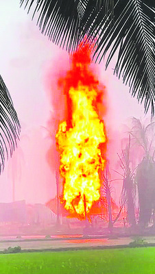 ‘ఎగసి... పడిన’ మంటలు 3