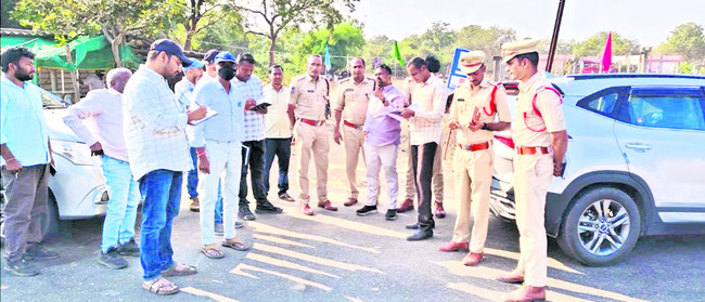 నేడు మంత్రుల సమీక్ష
1