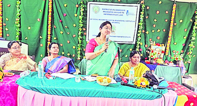 సమాచార హక్కు చట్టంపై అవగాహన అవసరం 1