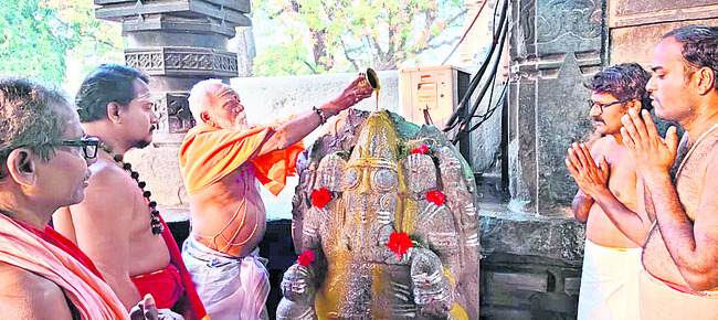 నేడు జిల్లా మంత్రుల సమీక్ష
1