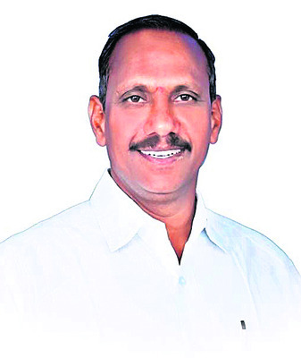 పరిధిదాటి పనిచేస్తున్నారు1