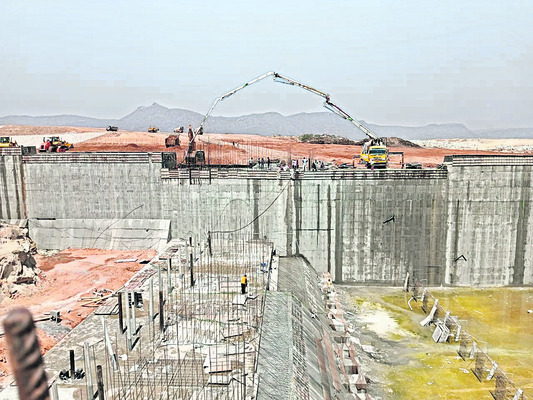 ● రైతులపై చిత్తశుద్ధిలేని కూటమి ప్రభుత్వం 1