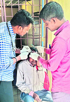 పరామర్శకు వెళ్తుండగా..1