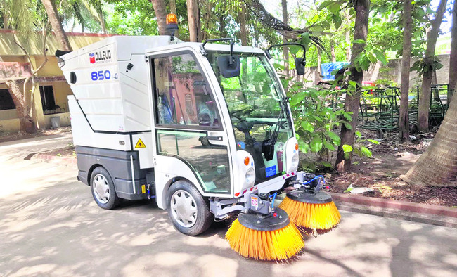 ఇదేనా చెత్తశుద్ధి ! 3