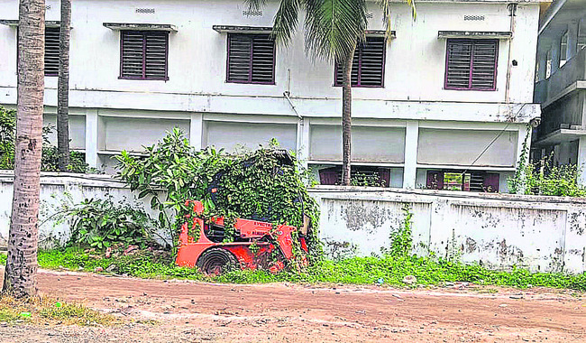 ఇదేనా చెత్తశుద్ధి ! 1